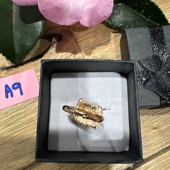 Adorable Hello Kitty Cat Kitten Silvertone Costume Adjustable Ring NEW w Box A9 - Picture 4 of 6